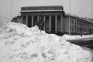 [PHOTO] April Fools Blizzard, 1997, Framingham MA