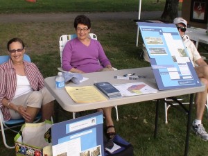 Members of Framingham Public Library Foundation, Inc. promote building a new library in Nobscot